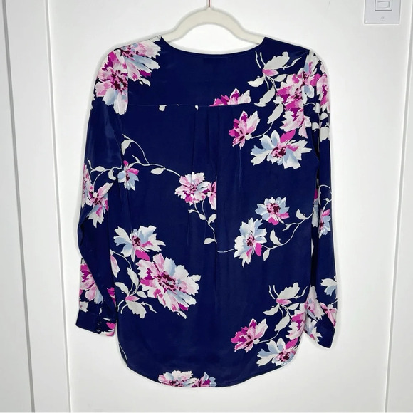 Joie Silk Floral Print Blouse Size XS Navy Blue Pink  White - Picture 4 of 7